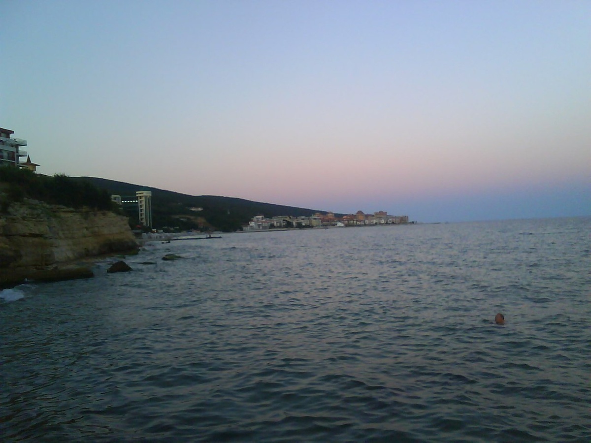 Вид на Елените в августе 2012 года