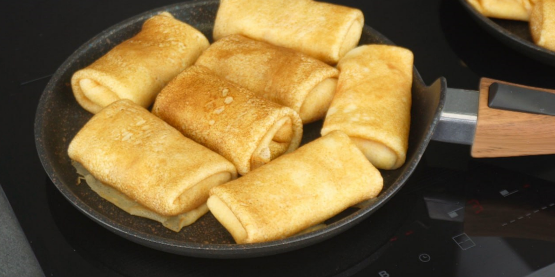 Открыла ещё одну улётную начинку для блинов! Уже неделю готовлю через день, родные не перестают просить добавки...