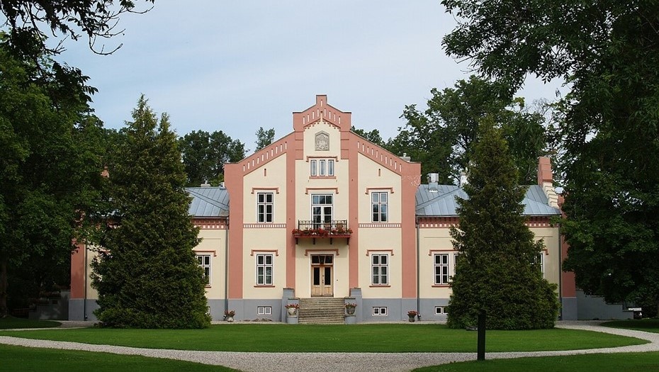 Автор фото: Ivo Kruusamagi/commons.wikimedia.org. Мыза Пядасте, Эстония.