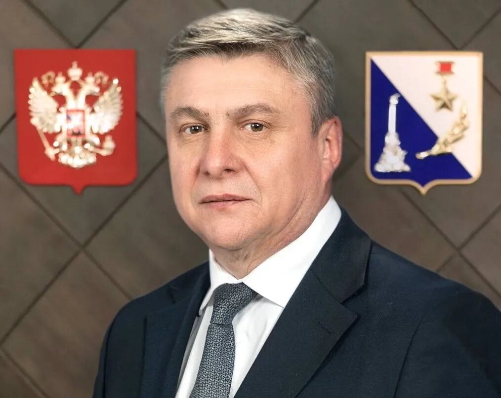 Михаил Сылка будет курировать в правительстве несколько наиболее проблемных направлений // Фото из официального телеграм-канала Михаила Развожаева 