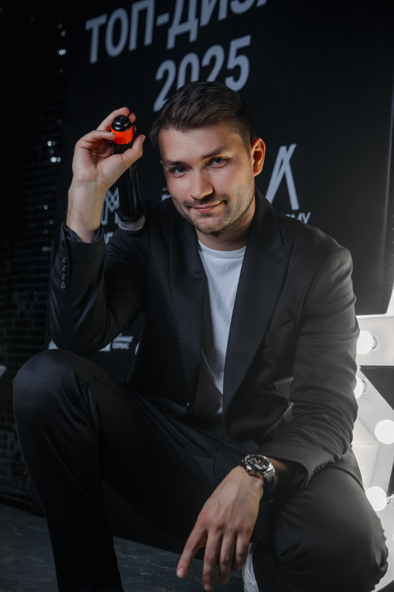 Поющий - Ведущий Юрий Веренкиотов