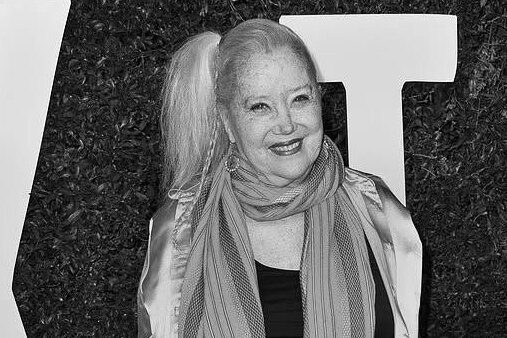     Умерла страдающая деменцией звезда Голливуда Сэлли Керкленд