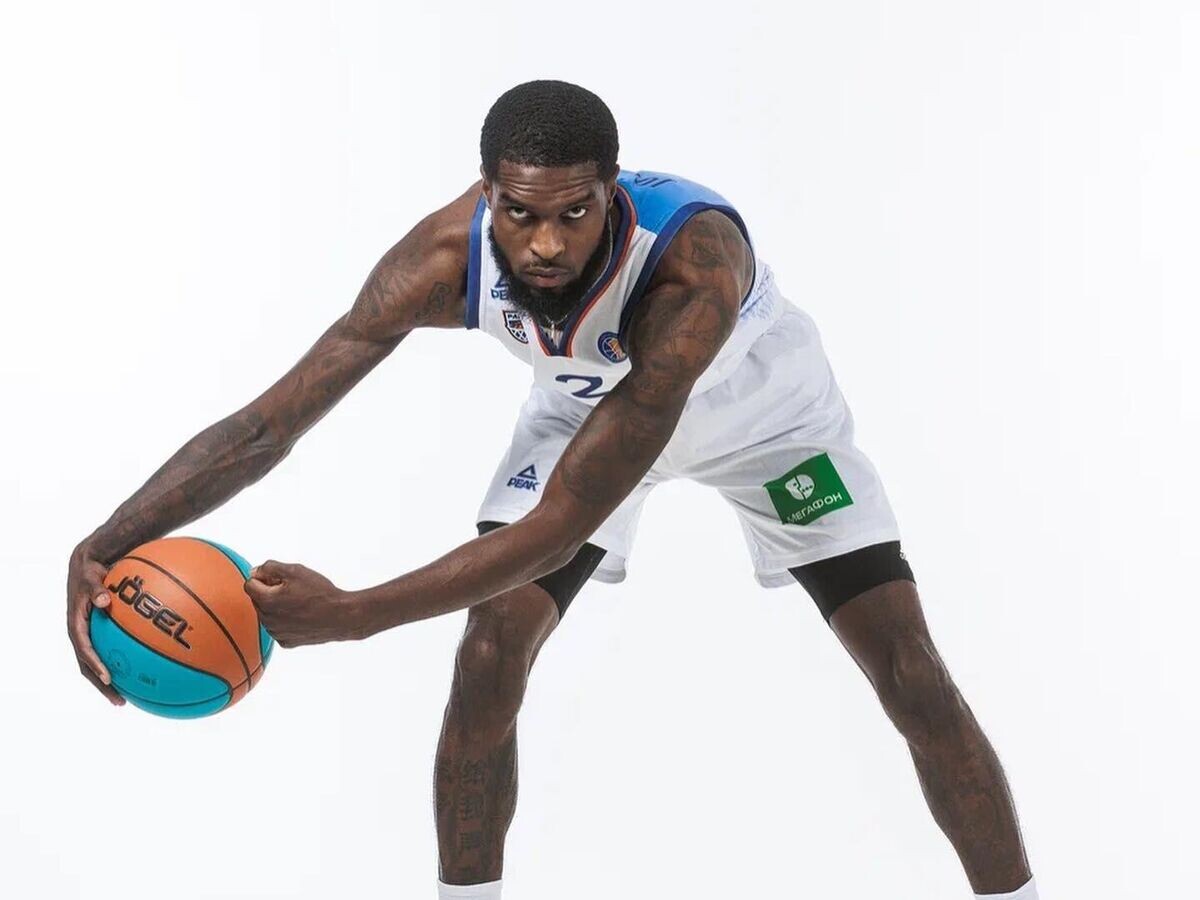    Би Джей Джонсон© Фото : Социальные сети Джонсона