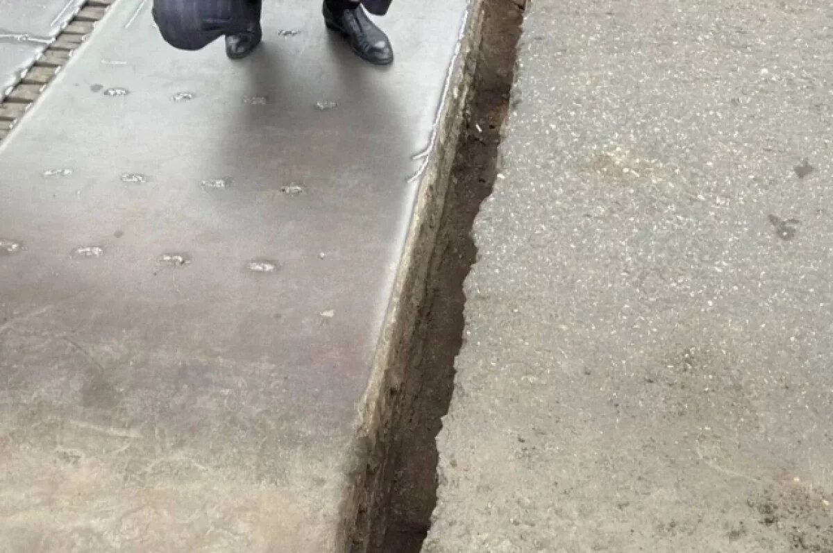    Старый мост в Астрахани закрыли из-за сдвига деформационных швов