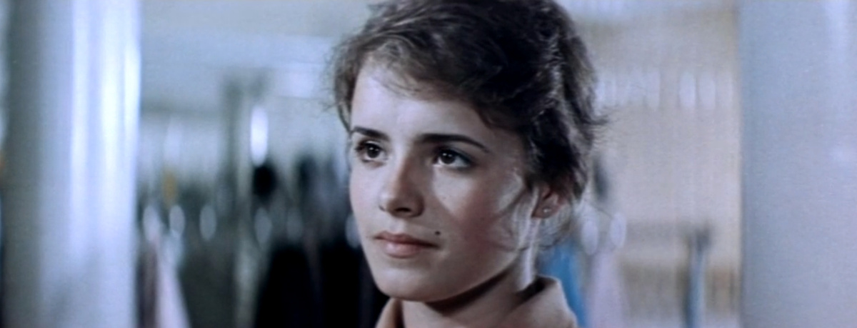 Кадр из кинофильма "Школьный вальс", 1977 г., режиссер Павел Любимов, сценарист Анна Родионова, композитор Владимир Шаинский (скриншот)