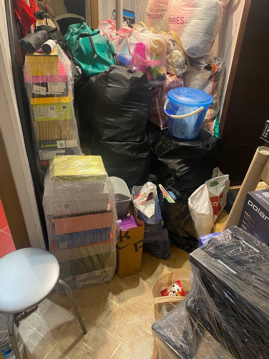 Подготовка к одному из переездов, пакуем сумки