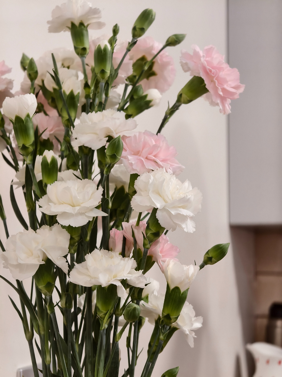 Букет на столе