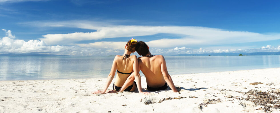 Каждый десятый курортный роман перерастает в серьёзные отношения