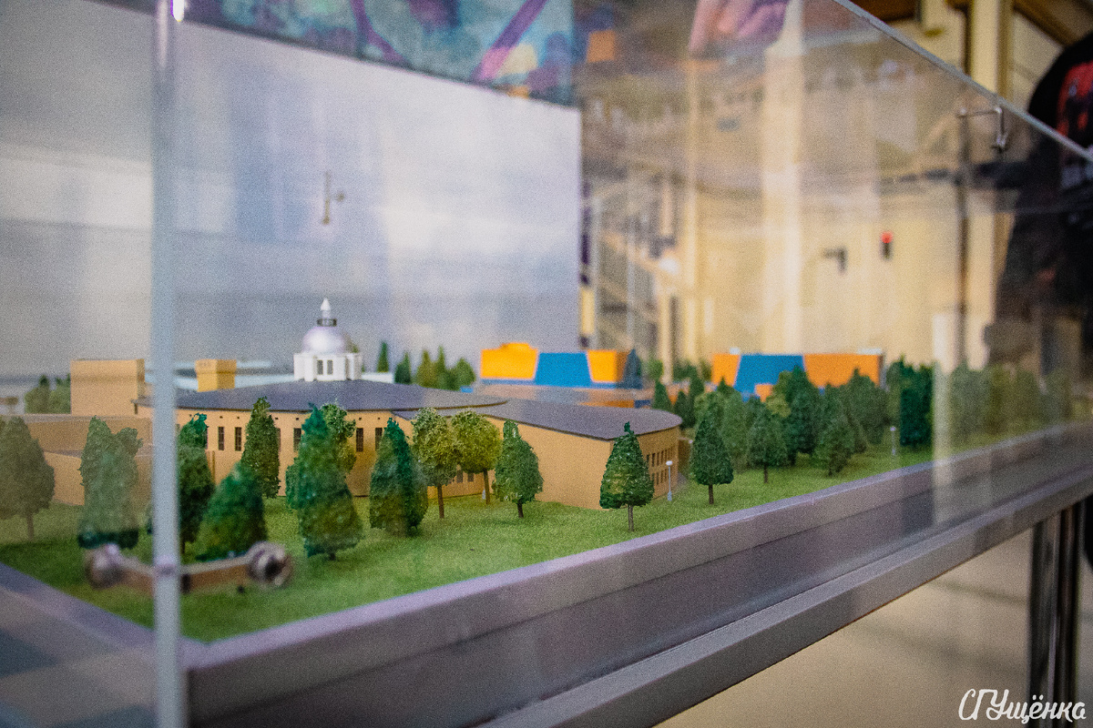 Макет лаборатории физики высоких энергий им. В.И. Векслера и А.М. Балдина