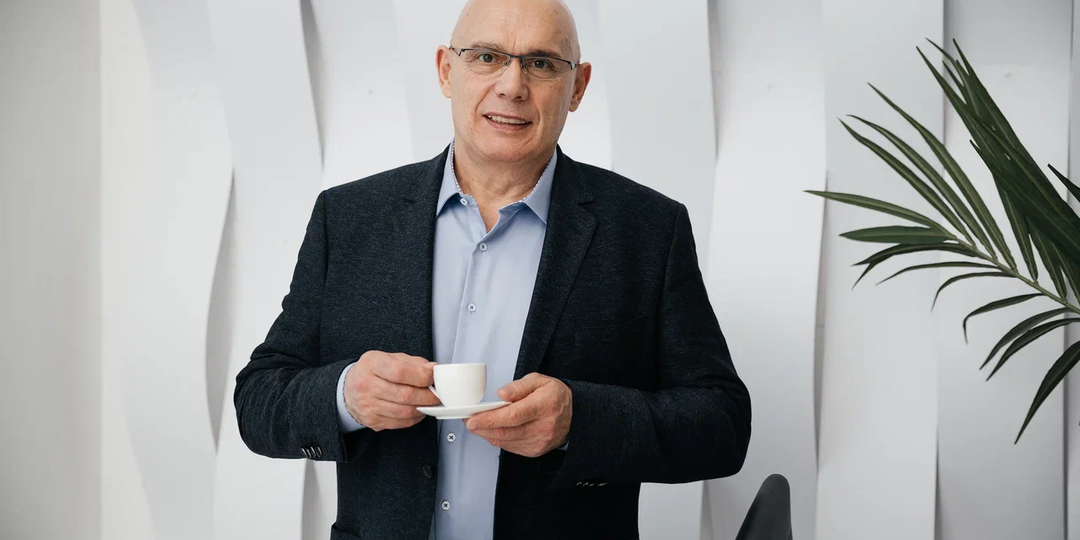 «Протрузия уйдёт, а спина станет как новая!». Бубновский показал 4 упражнения, которые возвращают подвижность позвоночнику