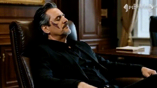 Мужчина откинулся в кресле, закрыл глаза, и перед его внутренним взором тут же возникла Катя.