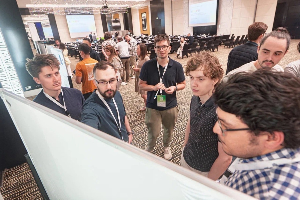    Это открывает путь к созданию более «легких» и при этом мощных моделей, значительно снижая порог входа для компаний, у которых нет миллиардных бюджетов на суперкомпьютеры. предоставлено пресс-службой университета Иннополис