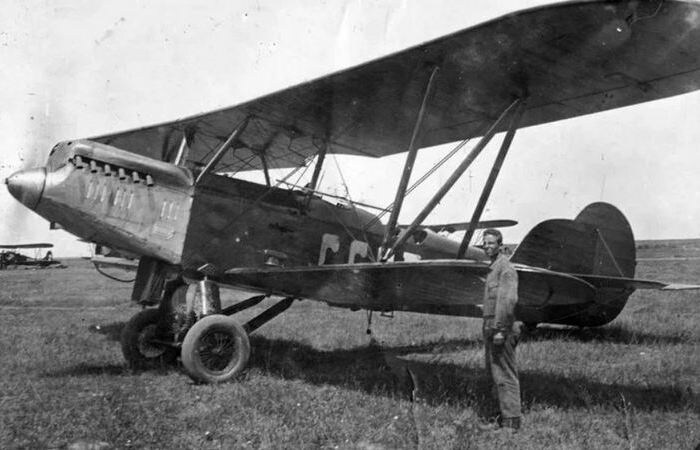 Для перспективного авианосца даже сделали штурмовик на базе Р-5.