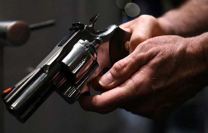 Обращение с пистолетом - сложно