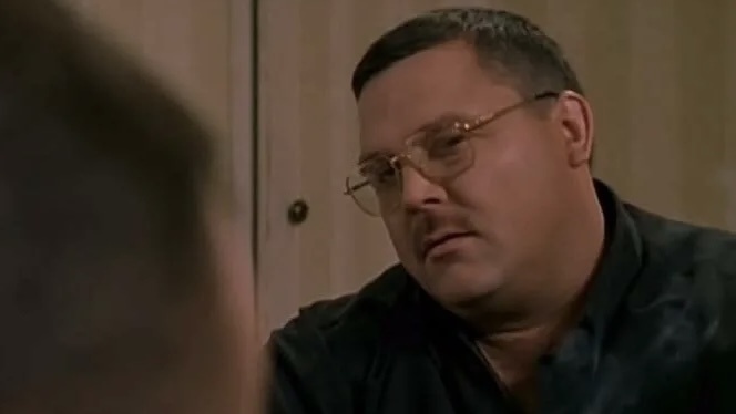 «Апрель», MB Productions, Non-Stop Productions, к/к «СТВ», «Юнион Арт», 2001, реж. К. Мурзенко