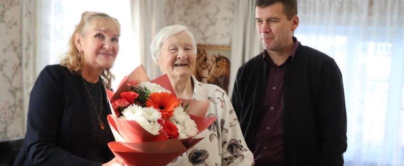 В Вологодской области отпраздновали вековой юбилей: 100-летие жительницы села Устье