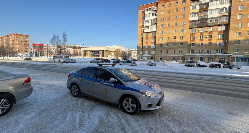    Верховный суд поставил точку в вопросе: как правильно объехать автобус на остановке, если слева сплошная