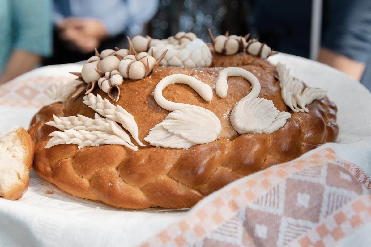 на свадьбе, традиции