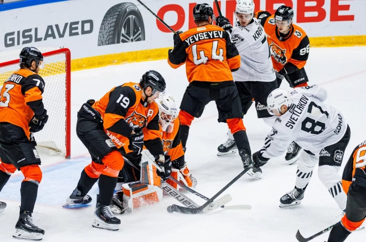    ХК «Амур» проиграл «Трактору» в овертайме со счётом 1:2