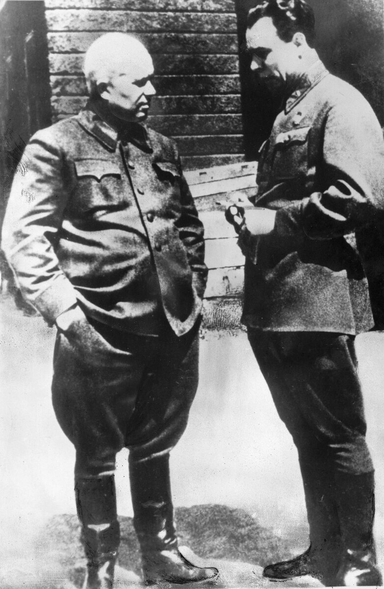    Manchester Daily Express/PERD200251 / Никита Хрущев и Леонид Брежнев / www.globallookpress.com