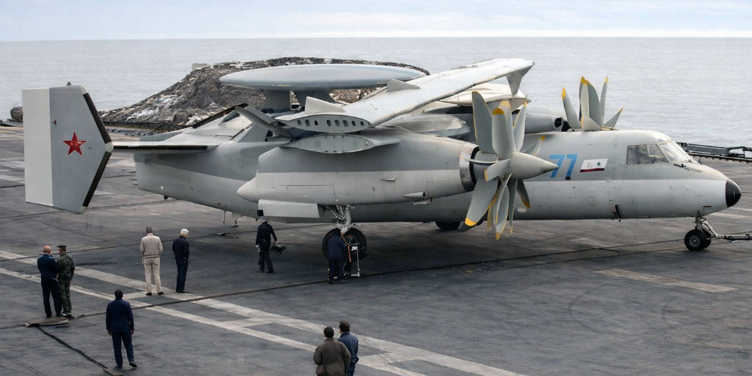 Як-44: несостоявшиеся глаза советского авианосного флота