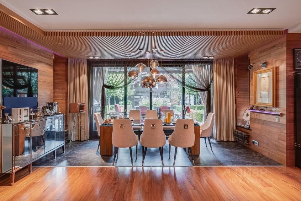    Особняк находится в подмосковной деревне Лапино. Источник: cian.ru