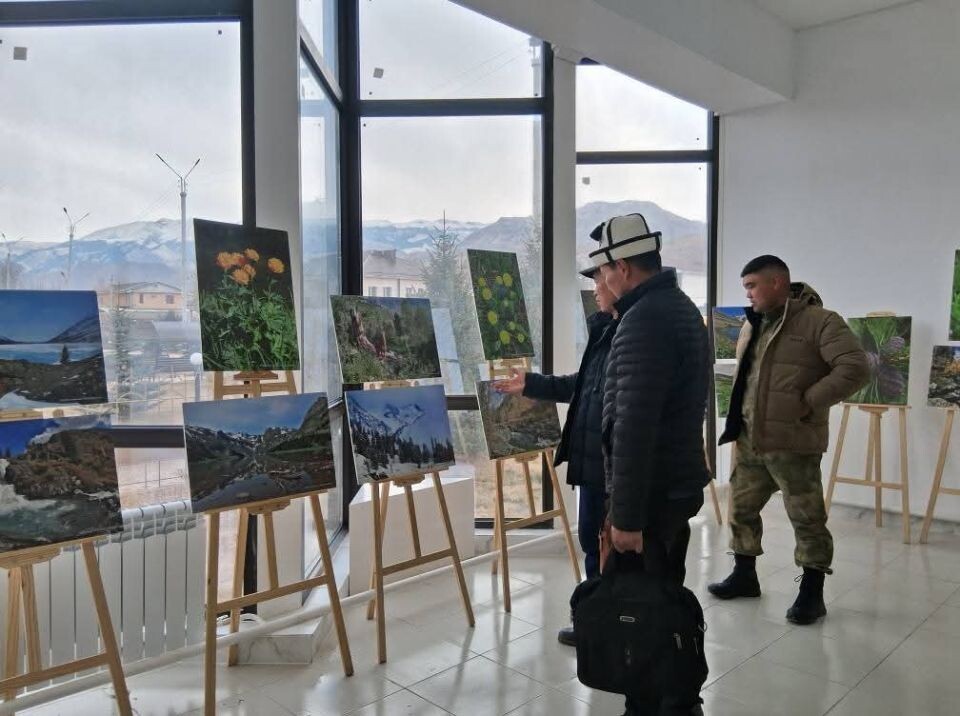    Выставка "Катунь заповедная" в Киргизии. Источник: t.me/katunskiyzapovednik