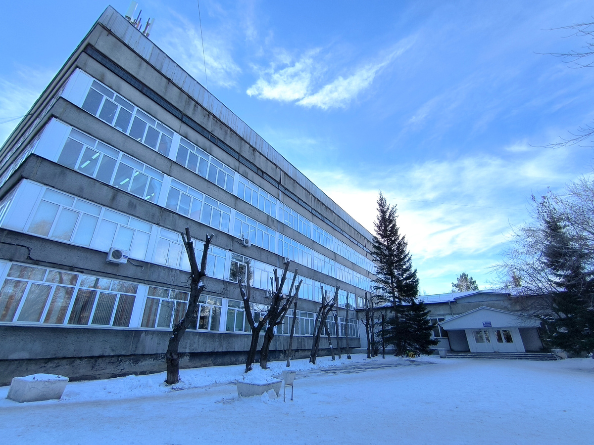 ИГУ, шестой корпус (© Анна, «Маяк энерджайзера»)