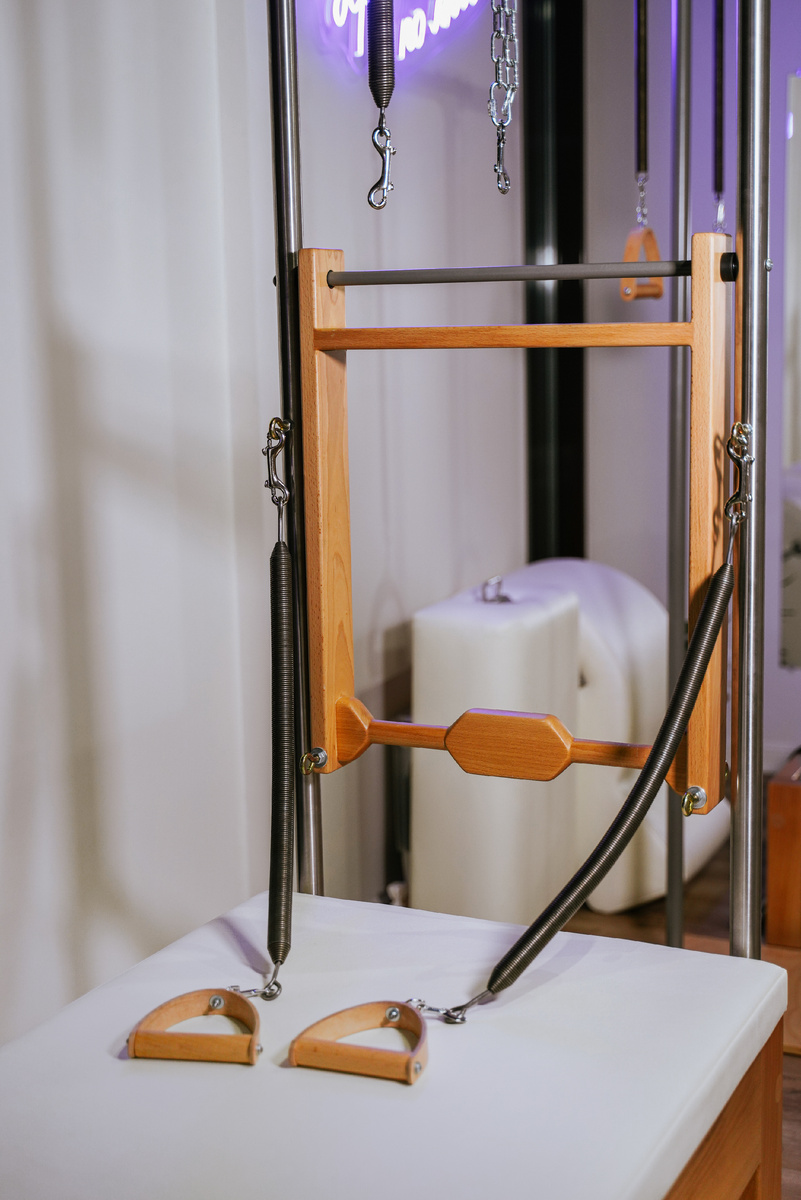 Оборудование в студии классического пилатеса "Май"