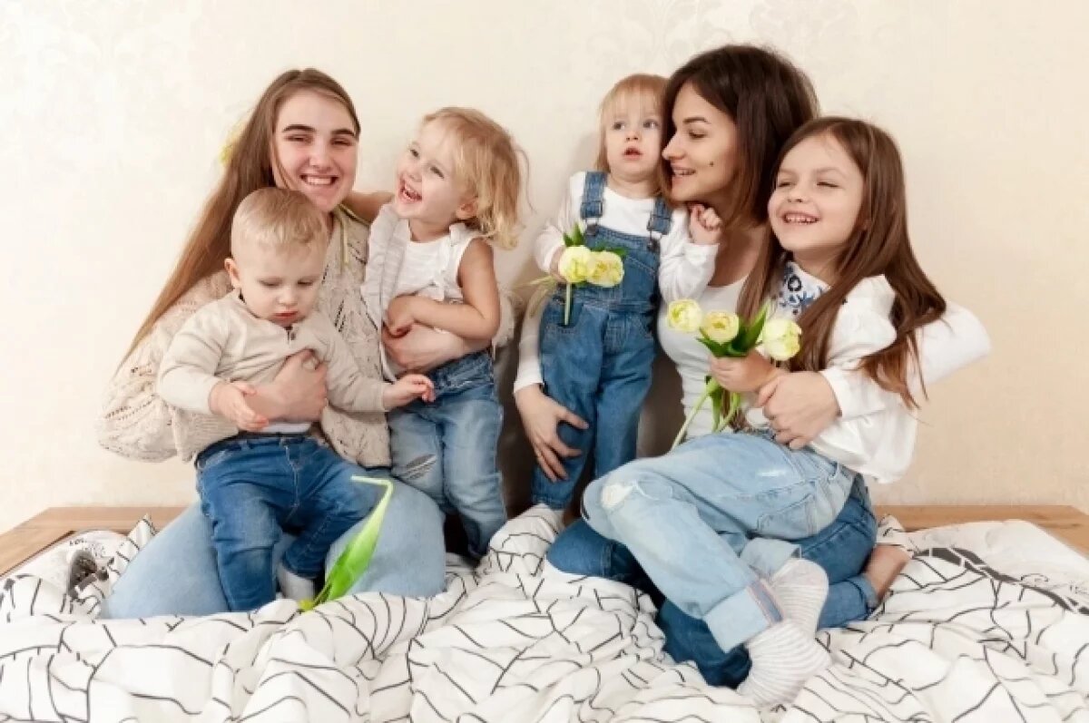    497 саратовских многодетных матерей вышли на пенсию досрочно