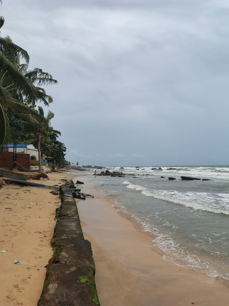 Море штормило, но это конечно "детский лепет" по сравнению со штормами в Сиднее.