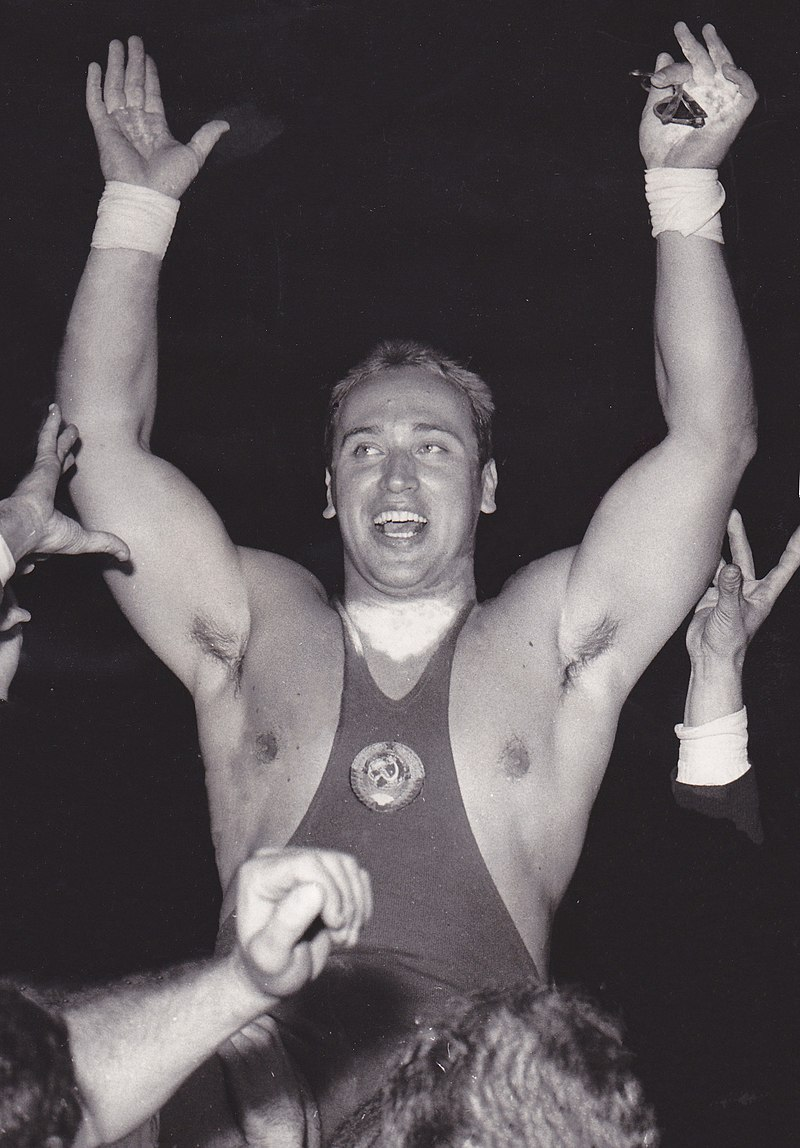 Юрий Петрович Власов в момент триумфа