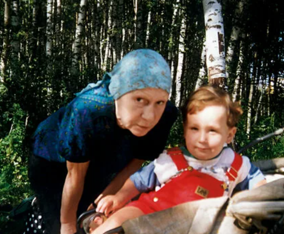 Елизавета Никищихина с внуком