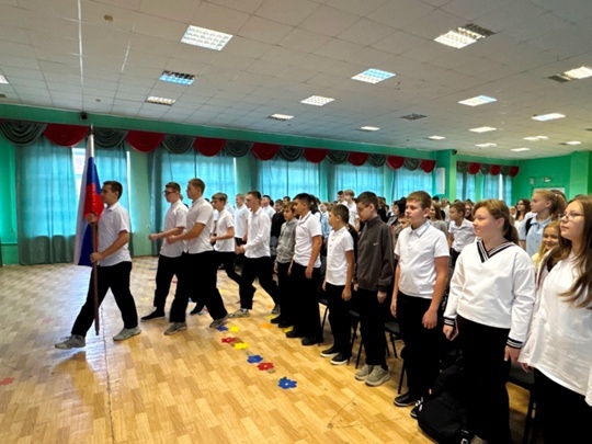    В гимназии имени Чехова "Наша газета"