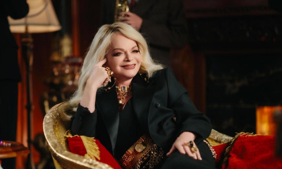 Лариса Долина