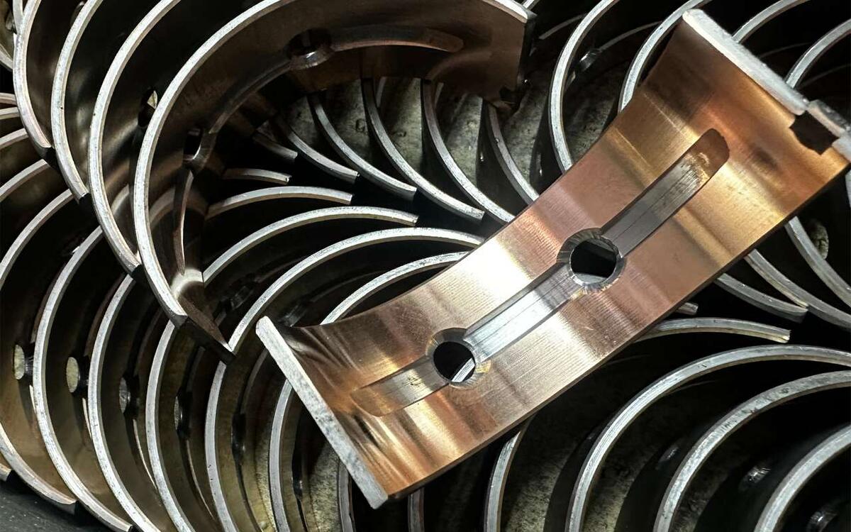    Тамбовский Завод подшипников скольжения инвестирует 0,5 млрд рублей в модернизацию производства комплектующих к отечественным двигателям Фото - ЗПС