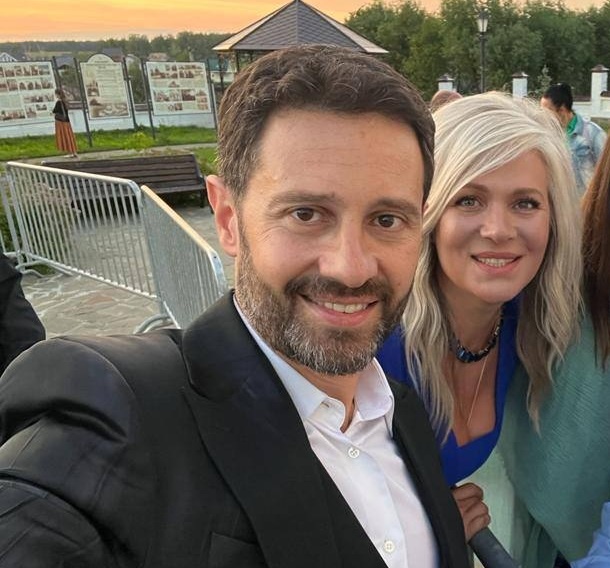 Антон Макарский сейчас!