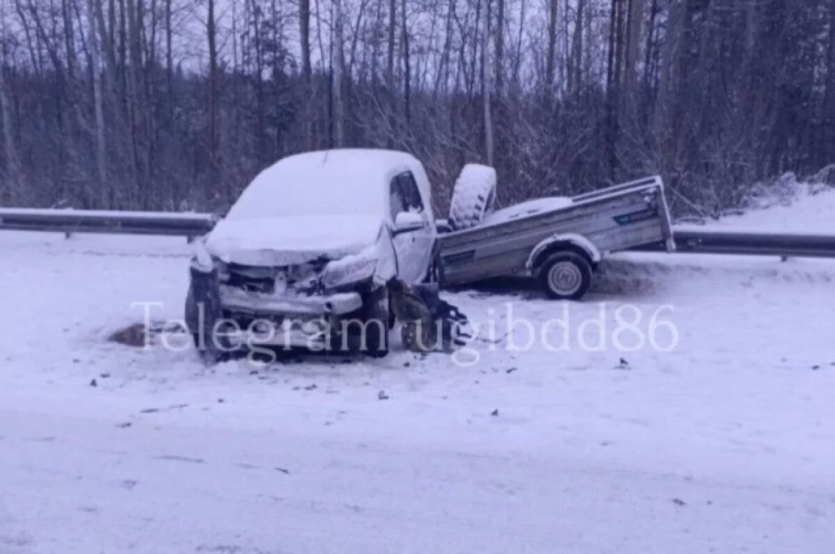    На трассе Сургут-Нижневартовск пьяный водитель без прав спровоцировал ДТП