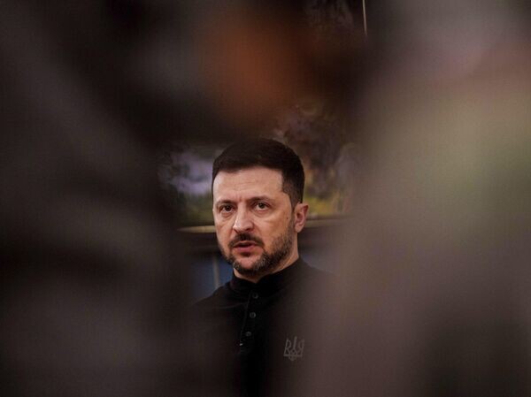    © AP Photo / Evgeniy Maloletka