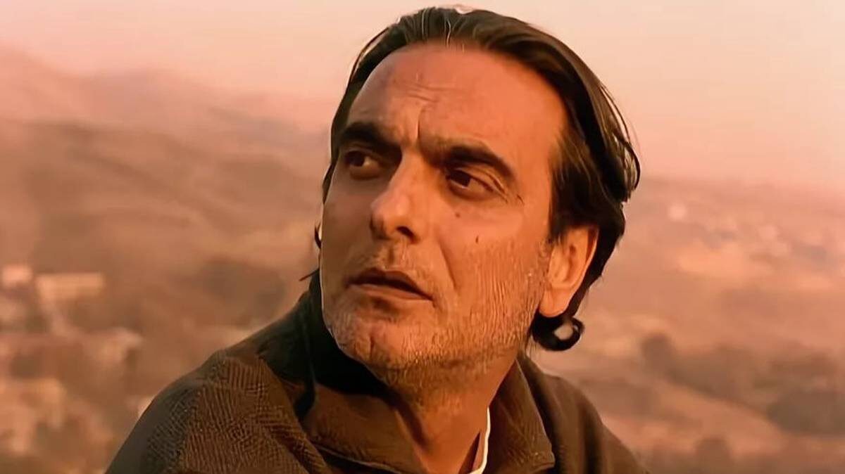    Кадр из фильма «Вкус вишни», 1997 год