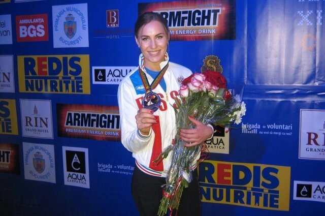    Девушка давно добилась больших высот: она — Заслуженный мастер спорта РФ, лучшая спортсменка России по армрестлингу и многократная чемпионка. Фото: Предоставлено героем публикации "АиФ-Новосибирск"