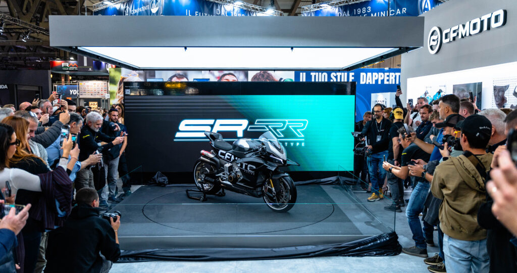 БЫСТРЕЕ В БУДУЩЕЕ: компания CFMOTO представила свои инновации на выставке EICMA 2025