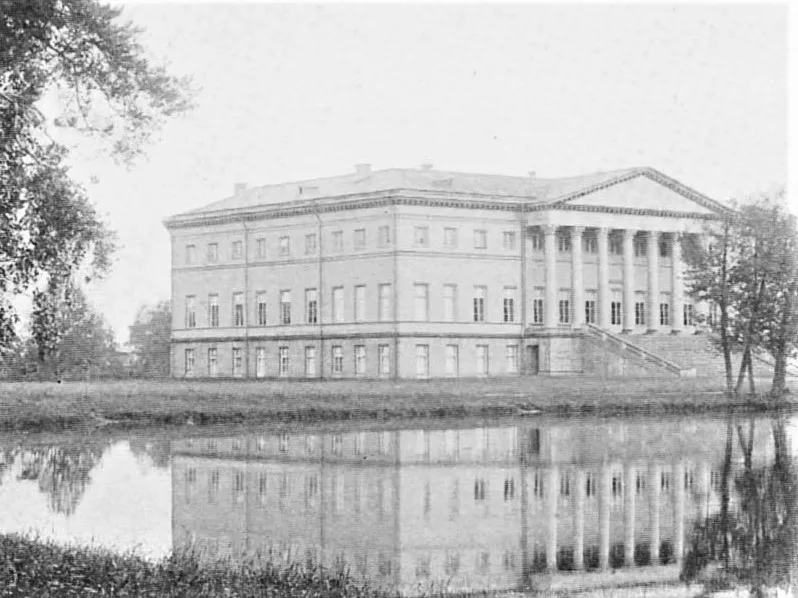 Английский дворец в Английском парке. Архитектор Дж. Кваренги. Петергоф, Санкт-Петербург. Начало 1900-х годов. Фотография: commons.wikimedia.org / Public Domain