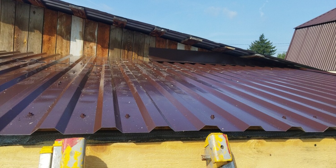 Ошибки при работе с профнастилом, из-за которых он быстро портится: хитрости, о которых молчат продавцы