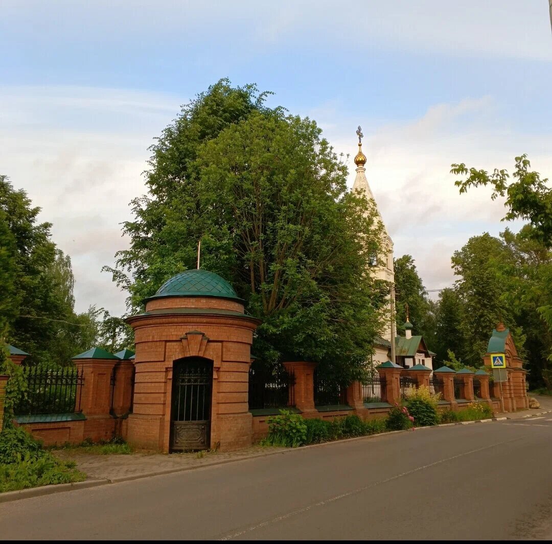 Телефон Савинского кладбища: 89692018809