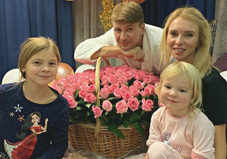 Алексей Ягудин, Татьяна Тотьмянина и их дочери