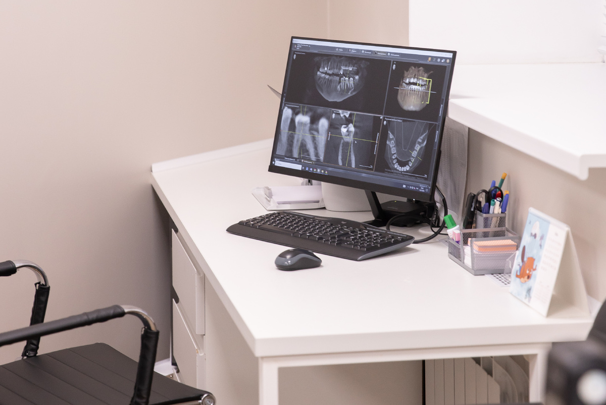 Компьютерная томограмма поможет определить причину возникновения болевых ощущений. 