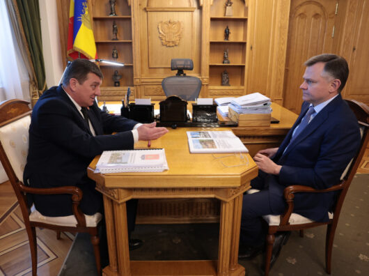    Юрий Слюсарь и Олег Ткаченко // фото: пресс-служба Правительства Ростовской области