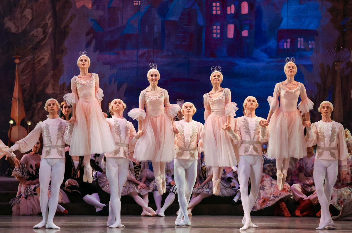 Балет ежегодно ставят в Мариинском театре Санкт-Петербурга. Фото: Александр Демьянчук/ТАСС