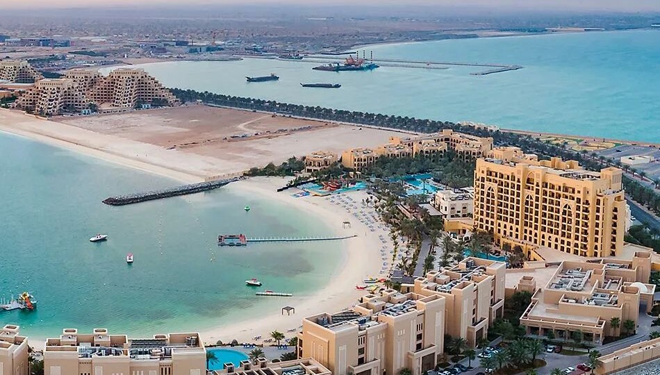 Отдых в Рас-аль-Хайме (ОАЭ) — на что обратить внимание зимой 2025-2026?